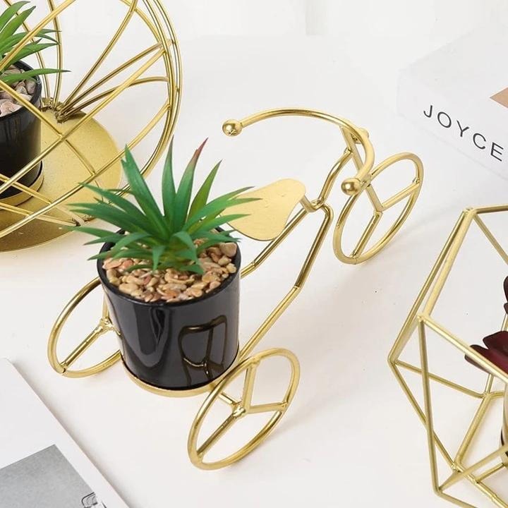 Luxury Gold Metal Cycle Planter With Ceramic Flower Pot